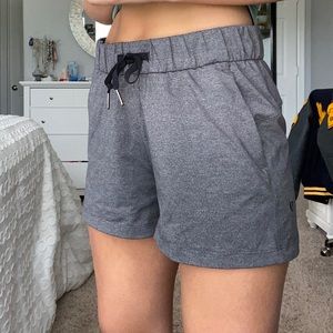 lululemon on the fly shorts